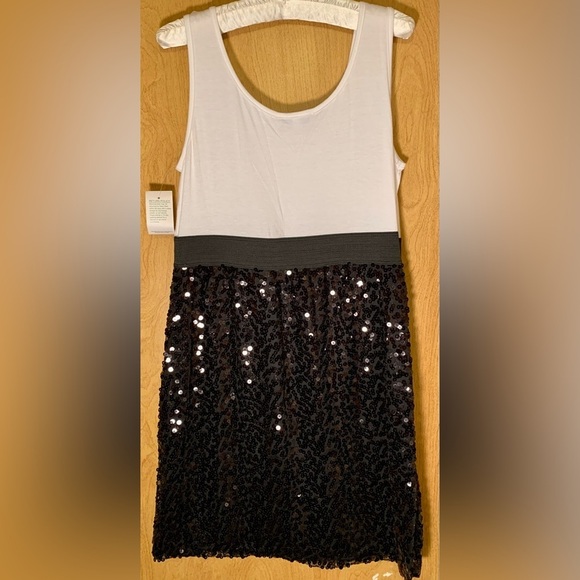 Moa Moa size medium NWT sequin tank dress - Picture 2 of 6